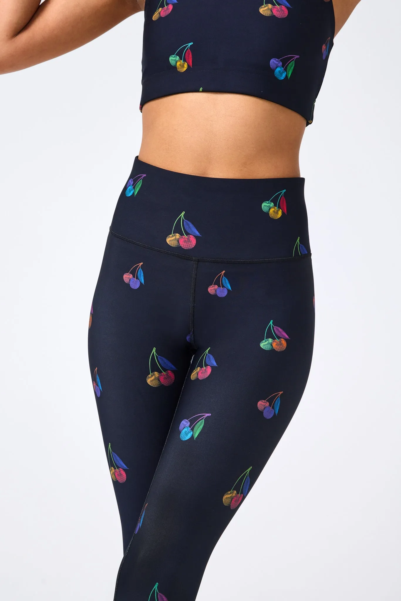 DuoKnit Leggings in Black Halftone Cherries