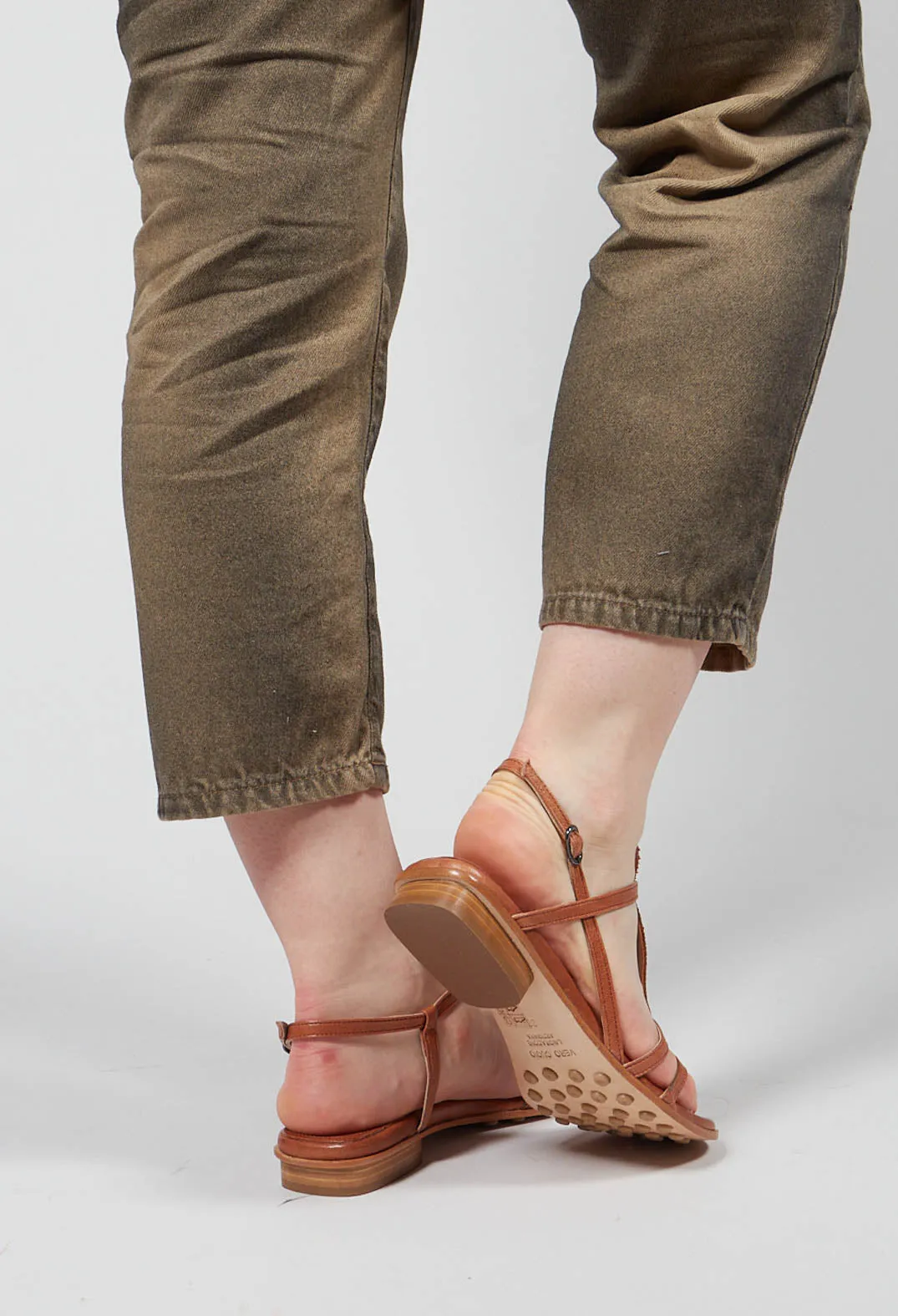 Ramones Sandal in Tan