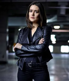 The Blacklist Megan Boone Elizabeth Keen Black Jacket